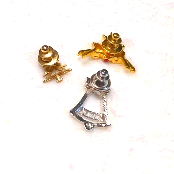 Vintage Avon Christmas / Holiday Themed Tac Pins - Picture 4 of 5